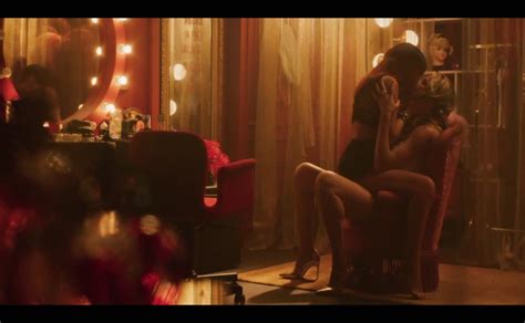 Mariana Pacheco Luana Piovani Lesbian Scene In O Clube AZNude