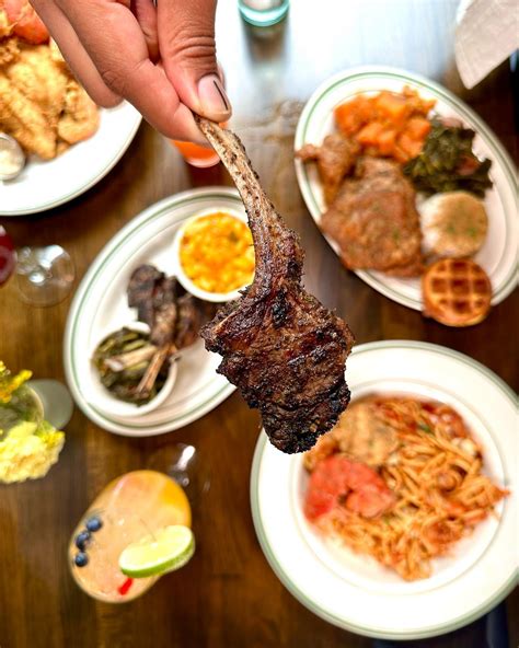 Taste Kitchen + Bar | Houston TX