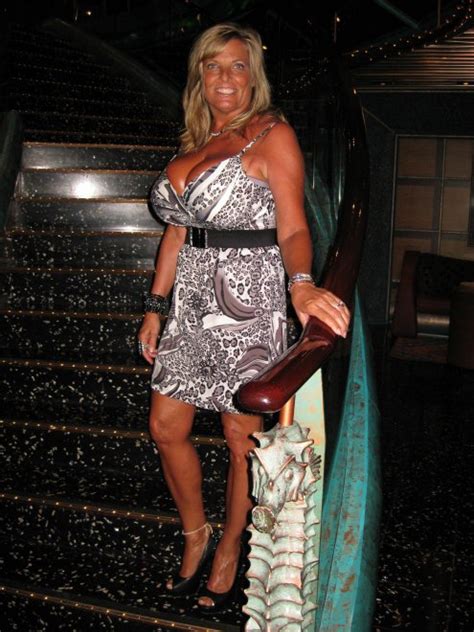 More Of Texas GILF Lori Porn Pic