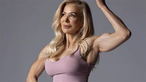 Una Abuela Fitness Enciende Instagram Al Mostrar Su Torneado Cuerpo En Bikini AquiAhora