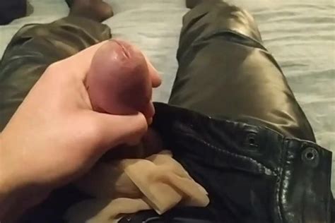 Leather Skirt And Pants Finnish Shemale Amateur Amateur Porn Xhamster