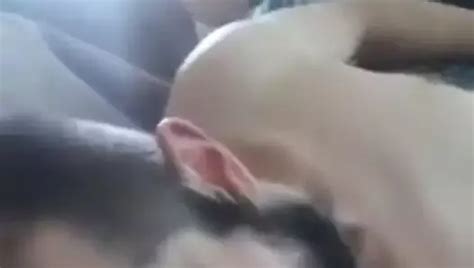 Vídeos gay de Chupando amigo gratis xHamster