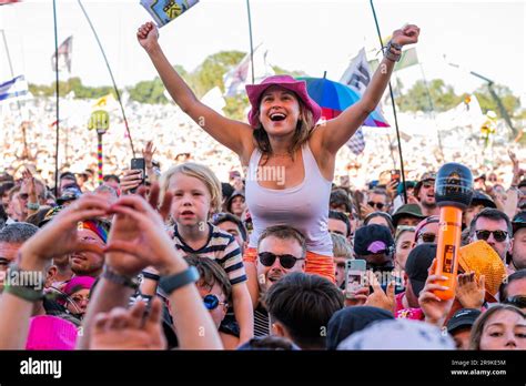 Lewis Capaldi plays the Pyramid Stage - Saturday at the 2023 ...