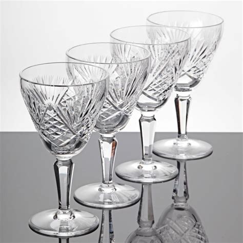 4 Weingläser Weißweingläser Schliff Gravur Strahlen Waffel Vintage ...
