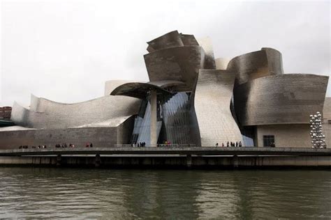 Kiến trúc kinh điển: Bảo tàng Guggenheim Bilbao | Gehry Partners