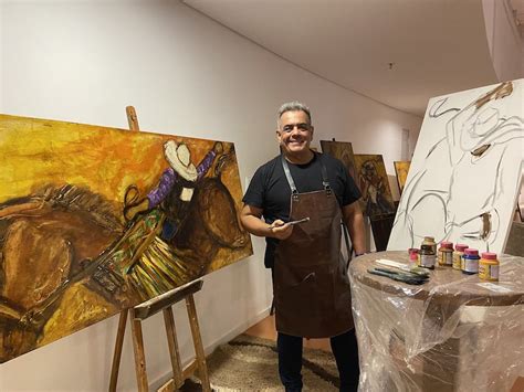 Arte ao Vivo Artista plástico pinta quadros ao vivo durante a Festa do