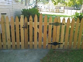 Build DIY Picket fence gate plans PDF Plans Wooden wood workbench ideas | ethridge207