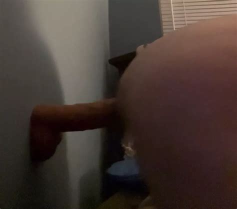 Fat Guy And His Toy Gay Amateur Amateur Porn Feat Ericcson Blyluhr Xhamster