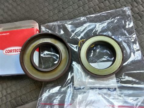 сальники приводов(30.06.20) — Volvo S80 (1G), 2,4 л, 2005 года ...