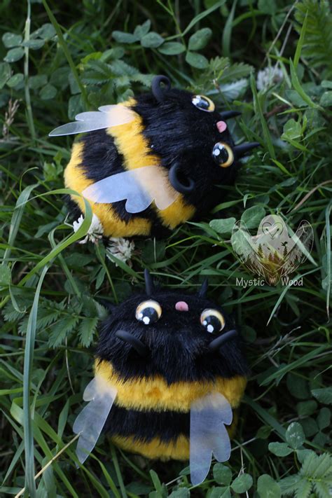 Милые шмелики | Пикабу