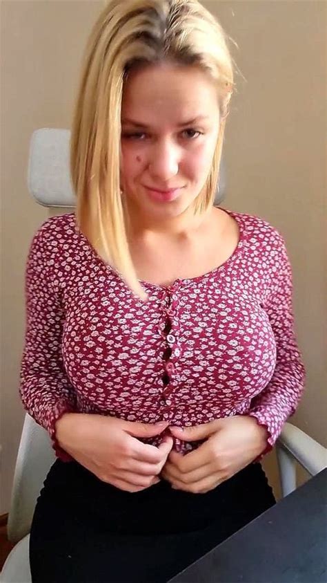 Watch Tounge Tounge Toungue Blonde Porn SpankBang