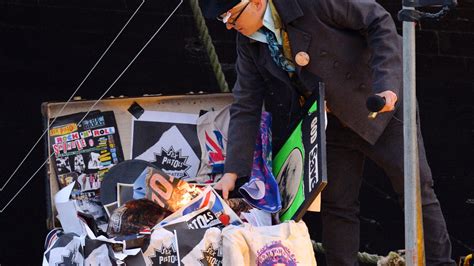 Sex Pistols Manager S Son Sets Fire To M Of Rare Punk Memorabilia ITV News