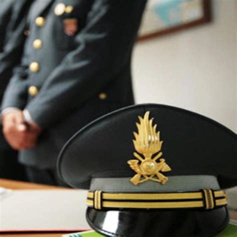 Guardia Di Finanza Concorso Per Allievi Ufficiali I Requisiti E Il