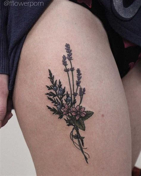 51 Most Attractive Thigh Tattoos For Women In 2024