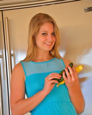 Masturbating Porn Pics Xxx Photos Sex Images Pictoa