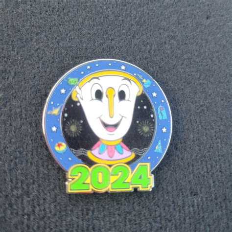 69379 Chip 2024 Disney Pins Mystery Pin Set Disneyland Resort