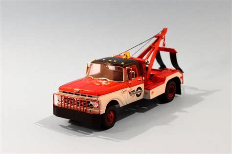 Moebius Tow Truck Variations Model Trucks Pickups Vans Suvs Light