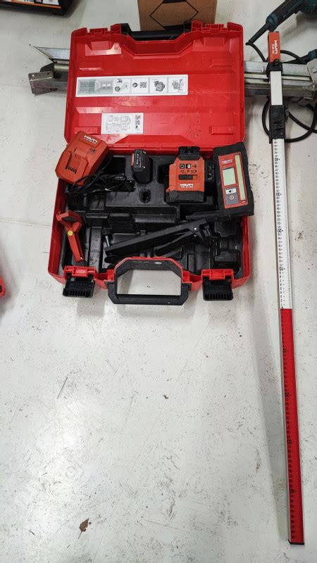 Hilti PM 30-MG multilinjalaser | Konkurssihuutokauppa