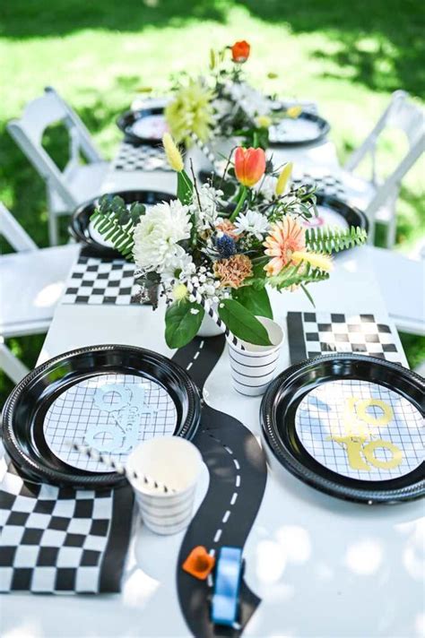 Hot Wheels Birthday Party Kara S Party Ideas Hot Wheels Birthday Hotwheels Birthday Party