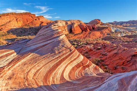 Valley Of Fire State Park In Las Vegas Explore The Beauty Of The Red Aztec Sandstones At This