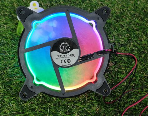 PC傢俬:曜越TT-12025 BDH12025S 12V 0.15A 12公分RGB冷光散熱風扇 PWM | 露天市集 | 全台最大的網路購物市集