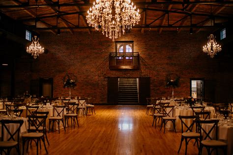 The Armory South Bend Indiana Wedding | Sarah & Richard — Hey Sisters