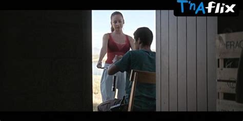 Ester Exposito Bikini Scene In Lost In The Night Tnaflix