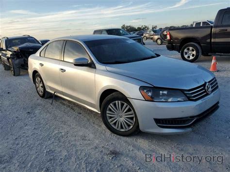 Report Vwat A Fc Volkswagen Passat Silver Gas Price And