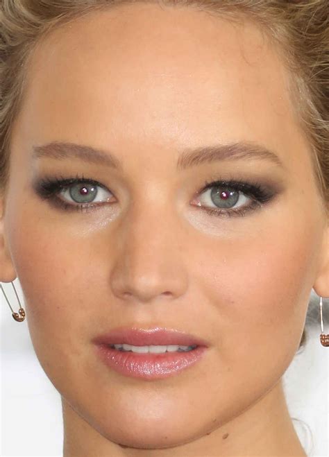 Close Up Of Jennifer Lawrence At The 2016 London Photocall For