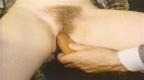 Naked Unknown In Kasimir Der Kuckuckskleber