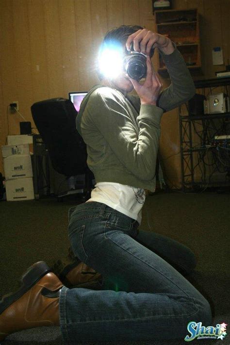 Pictures Of Shai West Taking Pics Of Herself In The Mirror Porn Pictures XXX Photos Sex Images