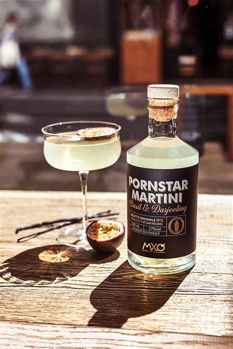 Cocktail Pornstar Martini En Bouteille MXO Spirit Of Mixology