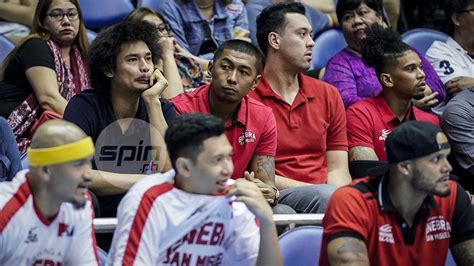 japeth aguilar injury calf straight ginebra blackwater pba governors' cup