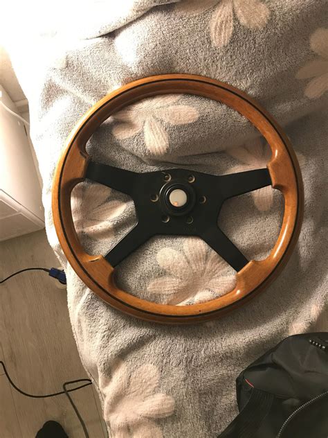 Деревянный руль Raid — Audi 100 (C3), 2 л, 1990 года | стайлинг | DRIVE2