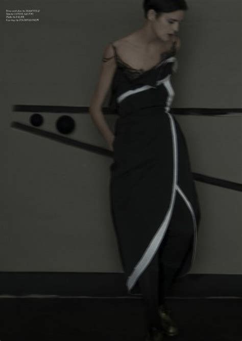 STELLA (Rika Magazine)