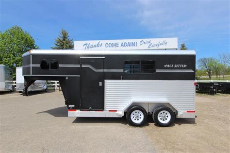 Used Horse Trailers Featherlite Horse And Livestock Trailers