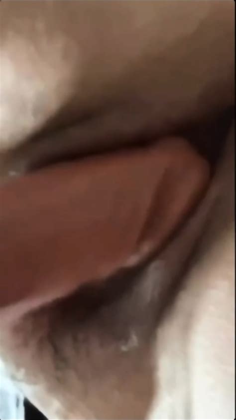 Korean BBW Camgirl Smoking And Squirt Show With Dildo