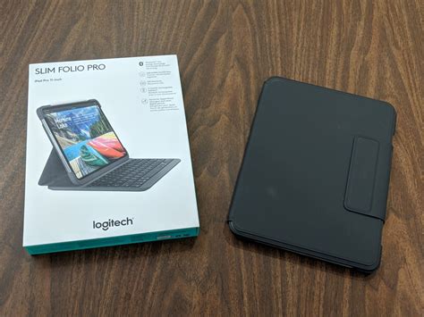 Logitech Slim Folio Pro for 11-inch iPad Review – TechWeLike