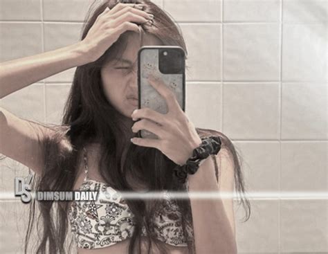 BLACKPINK S Lisa Surprises Fans With Bikini Photos Flaunting Her Stunning Figure Dimsum Daily