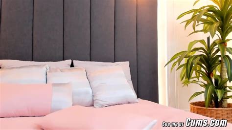 Awesome Hot Babe Plays With Her Cunt