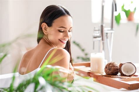 Les Bienfaits De Lhuile De Coco Pour La Peau Et Les Cheveux Beauté