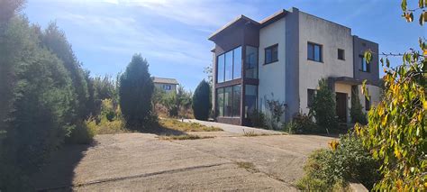 Proprietate 7 km de Craiova 3 case moderne Craiova • OLX.ro