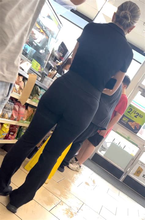 Nice On Latina Spandex Leggings Yoga Pants Forum