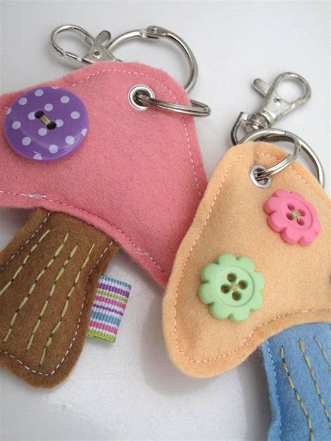 91 Best Images About Felt Keychain On Pinterest Felt Hearts Needle