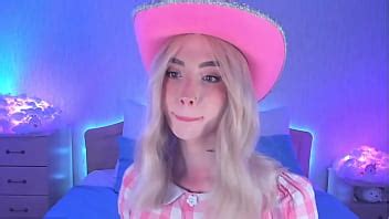 Sweet Eaton Shows Her Asshole And Tiny Cock XVIDEOS