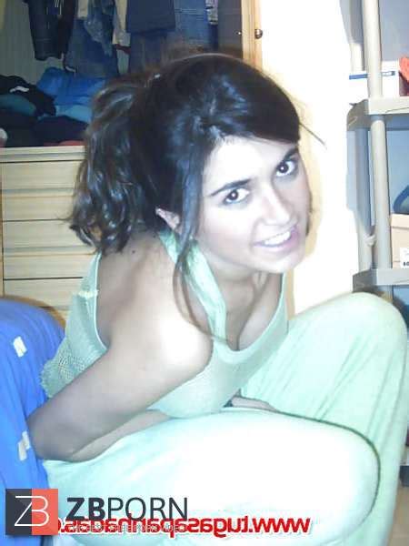 Three Amigas Tugas ZB Porn