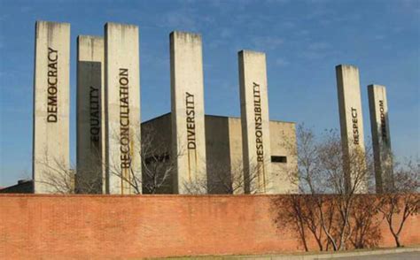 Johannesburg: Half-Day Apartheid Museum Tour | GetYourGuide