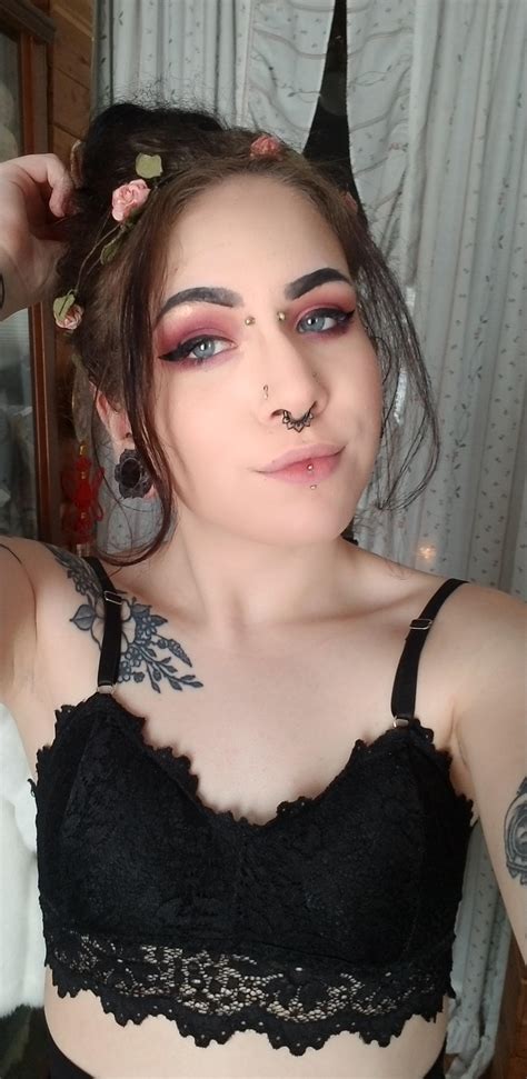 18 woodland creature 🧚 : r/selfies