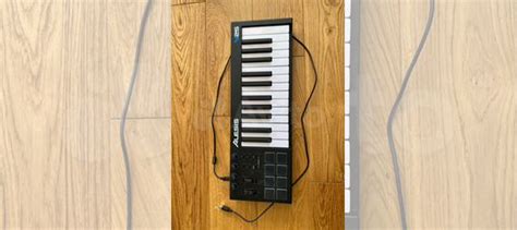 Миди клавиатура alesis v25 купить в Москве | Хобби и отдых | Авито