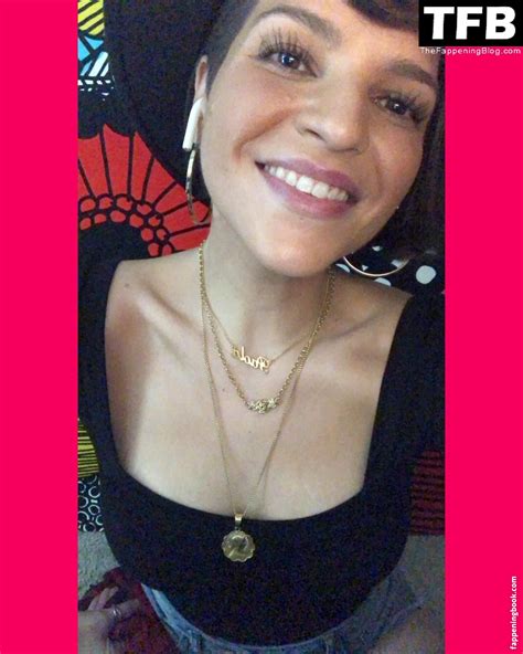 Paola Lazaro Beach My XXX Hot Girl